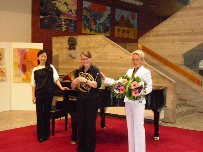 Juliane Grepling, die Stipendiatin von 2008, beim Gründungskonzert